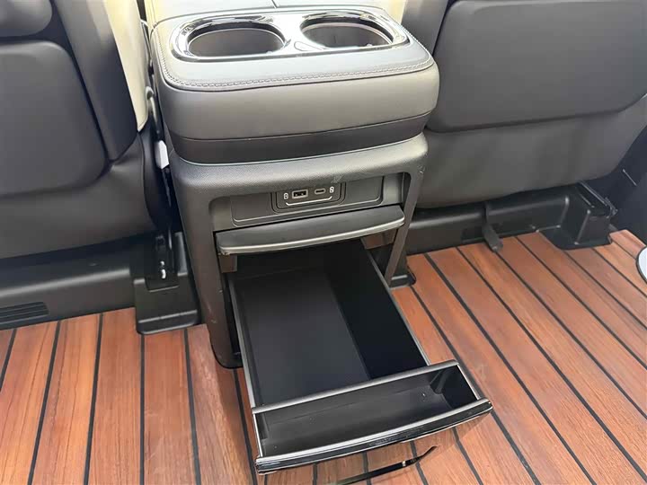 Фото 22 - GAC Trumpchi M8