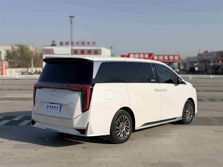 Фото 29 - GAC Trumpchi M8