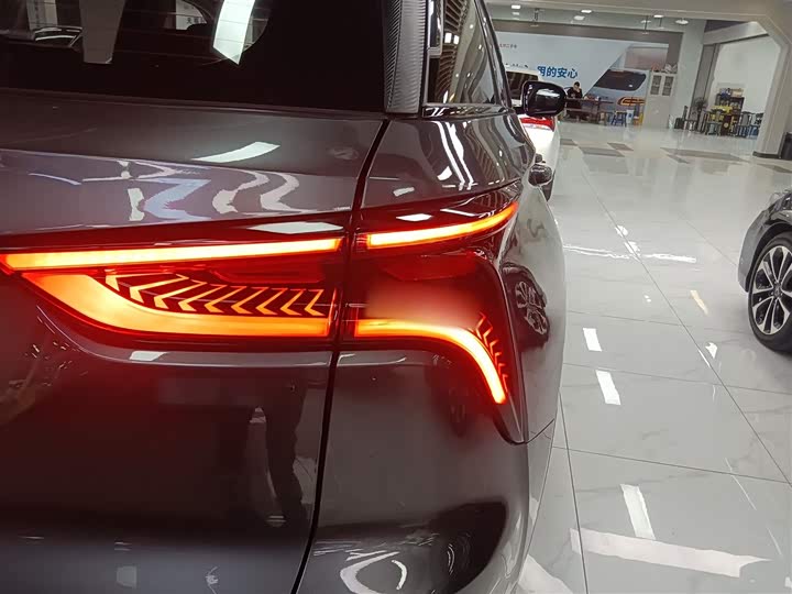 Фото 8 - Changan CS75 Plus