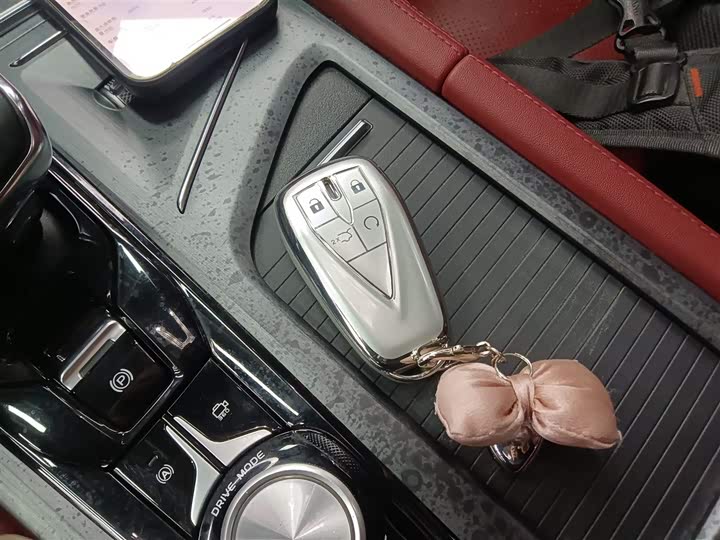 Фото 9 - Changan CS75 Plus