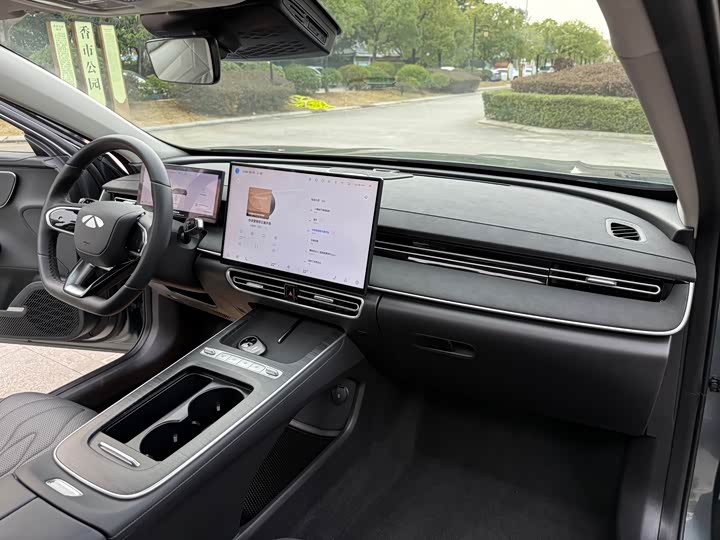 Фото 17 - Chery Fulwin A8L