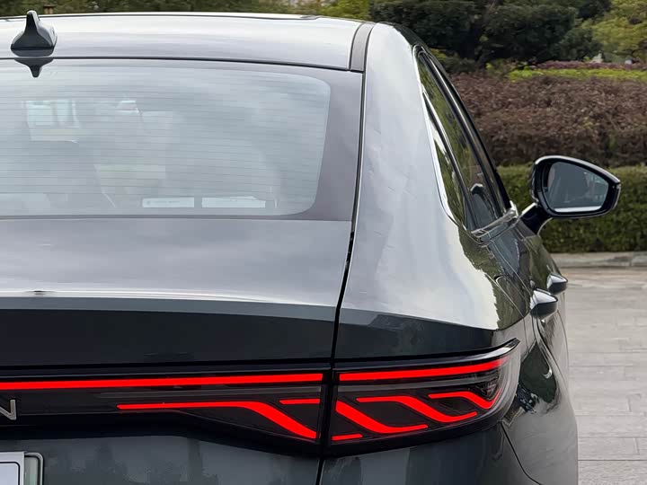 Фото 9 - Chery Fulwin A8L