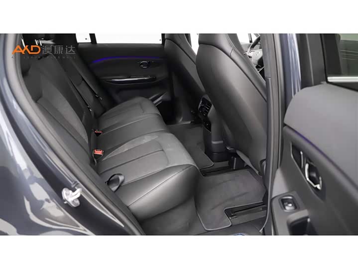 Фото 8 - Nio EC6