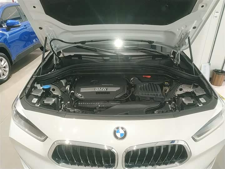 Фото 20 - BMW X2