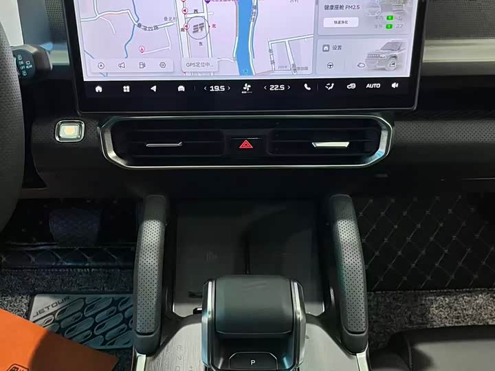 Фото 14 - Jetour T2