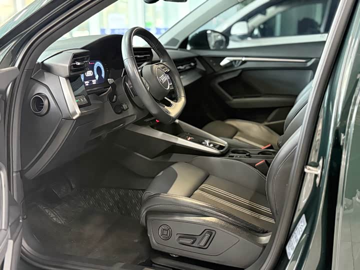 Фото 4 - Audi A3