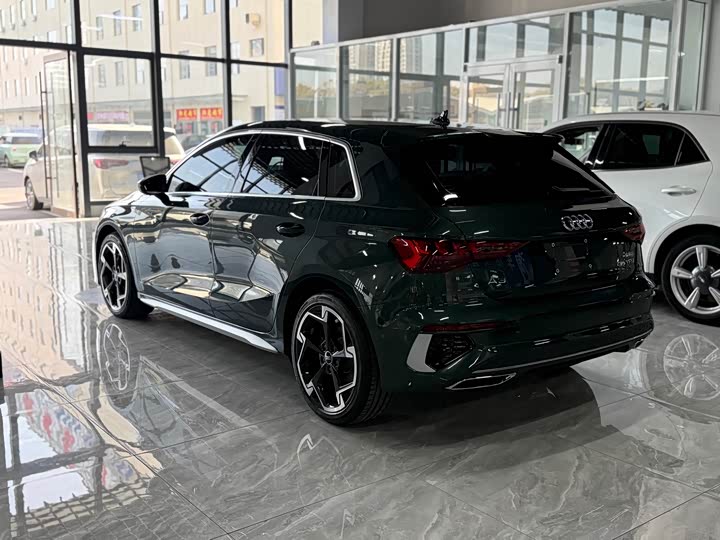 Фото 9 - Audi A3