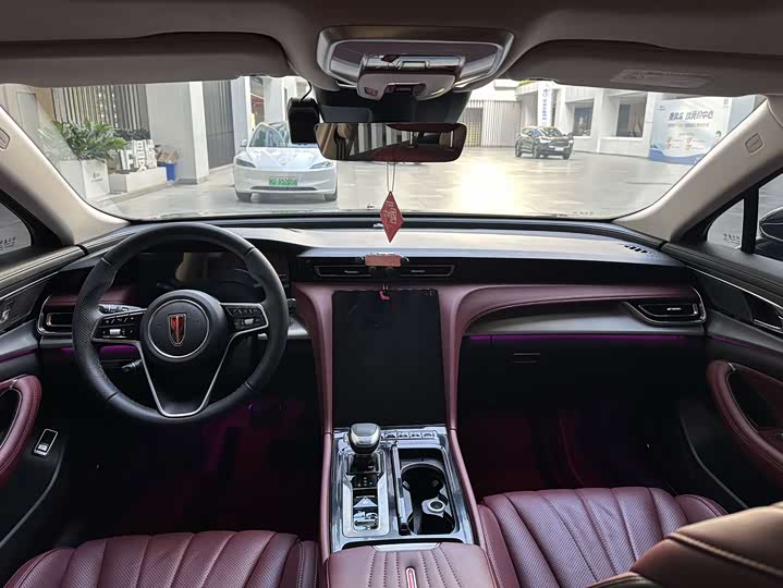 Фото 6 - Hongqi H5