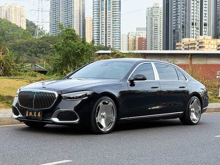 Фото 1 - Mercedes-Benz Maybach S-Class