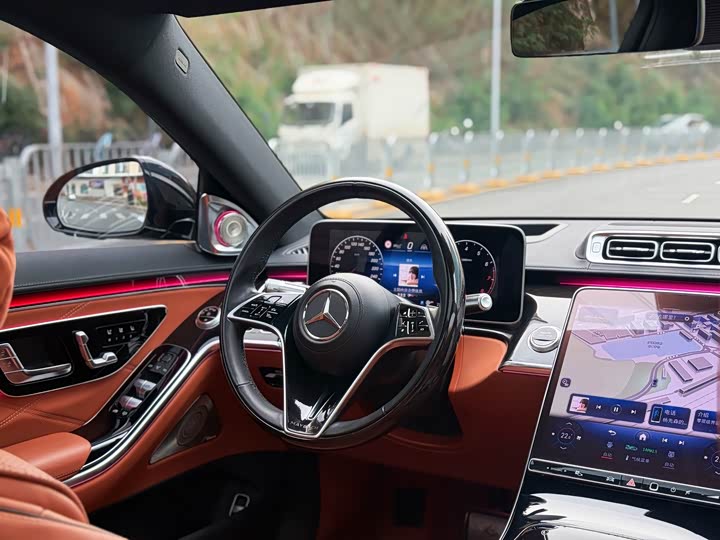 Фото 7 - Mercedes-Benz Maybach S-Class