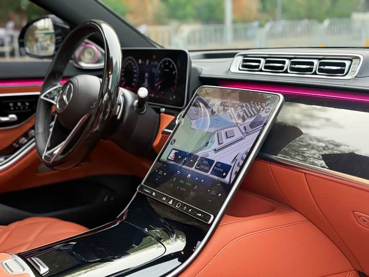 Фото 8 - Mercedes-Benz Maybach S-Class