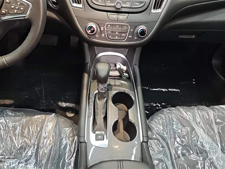 Фото 16 - Chevrolet Malibu XL