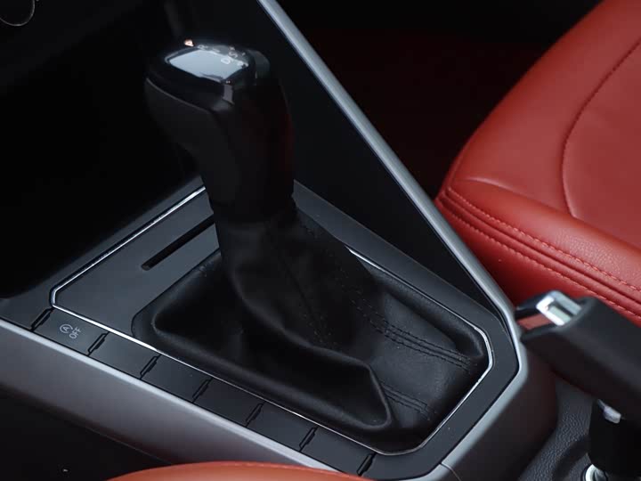 Фото 13 - Volkswagen Polo