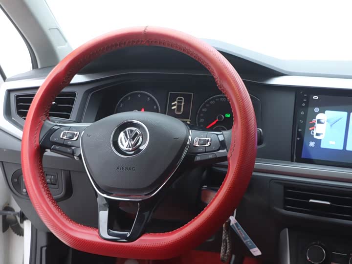 Фото 20 - Volkswagen Polo