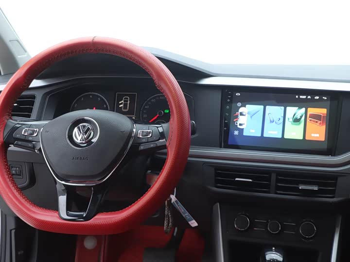 Фото 21 - Volkswagen Polo