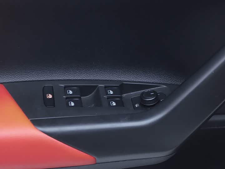 Фото 5 - Volkswagen Polo