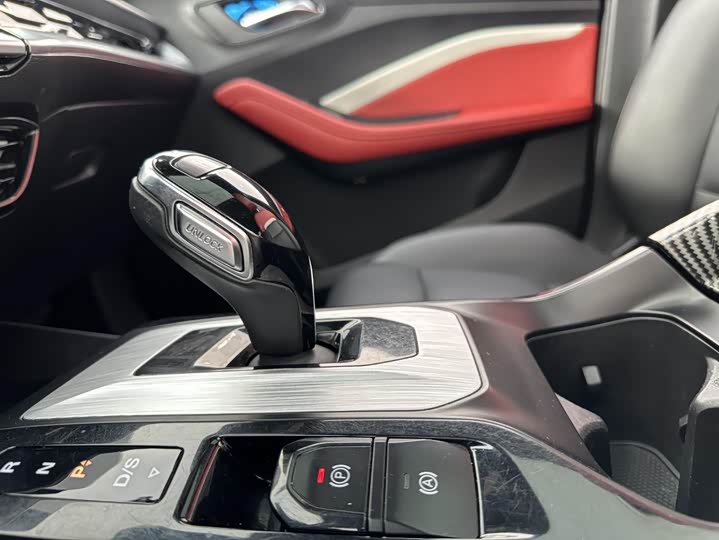 Фото 16 - MG Motor 5