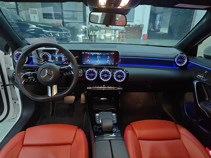 Фото 18 - Mercedes-Benz A-Class