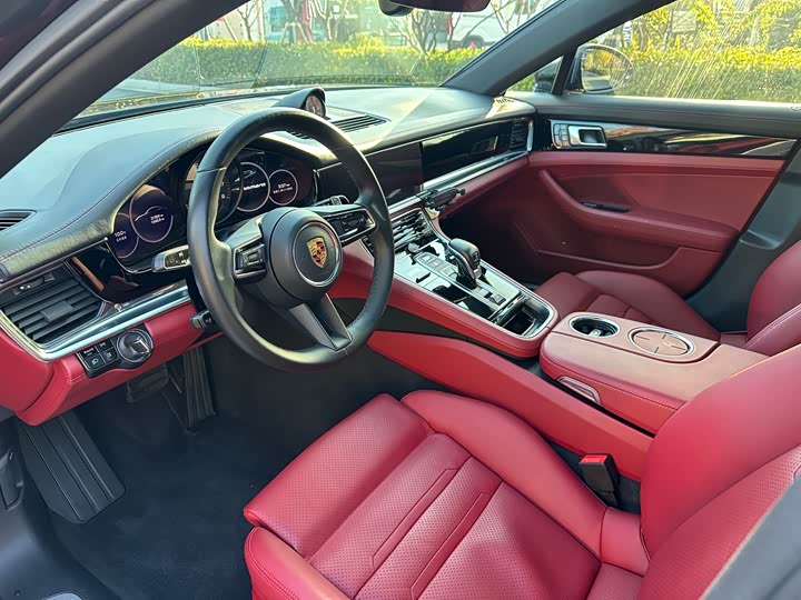 Фото 4 - Porsche Panamera