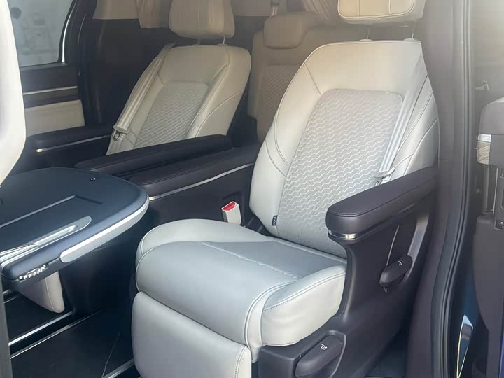 Фото 8 - GAC Trumpchi M8