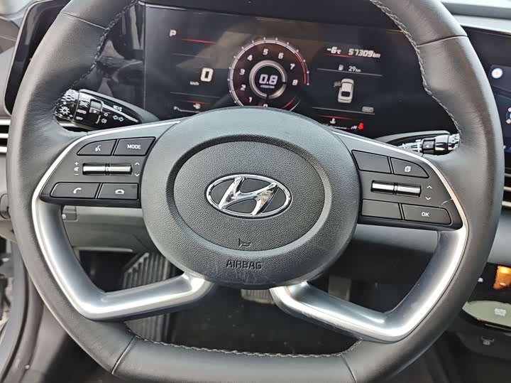 Фото 18 - Hyundai Elantra N line