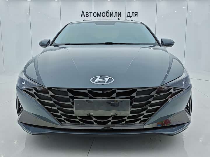 Фото 2 - Hyundai Elantra N line