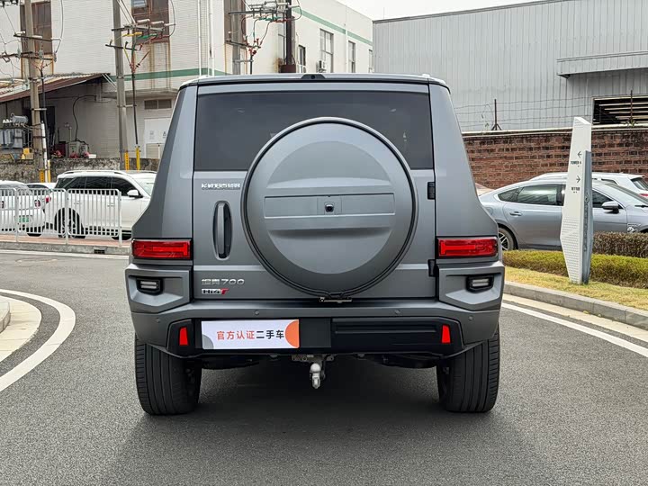 Фото 11 - Tank 700 Hybrid