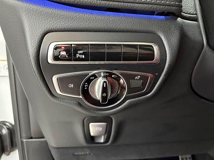 Фото 18 - Mercedes-Benz G-Class AMG