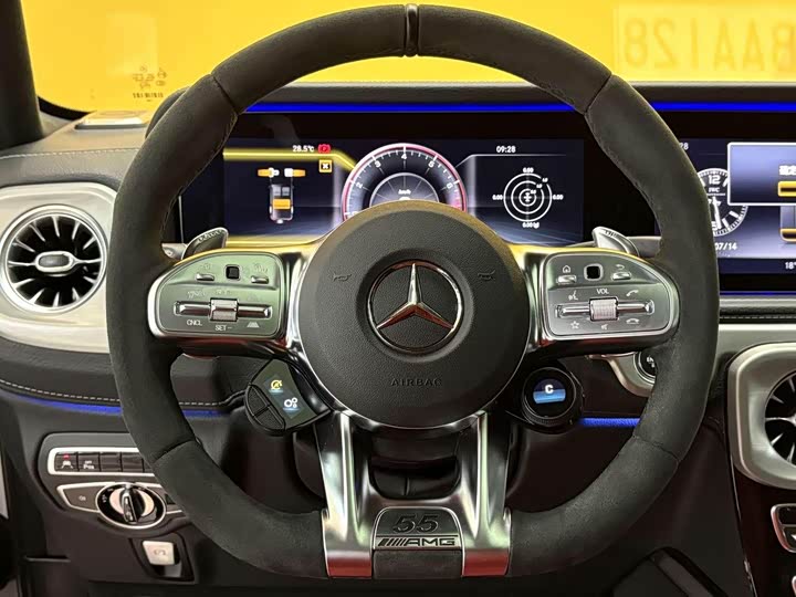 Фото 20 - Mercedes-Benz G-Class AMG