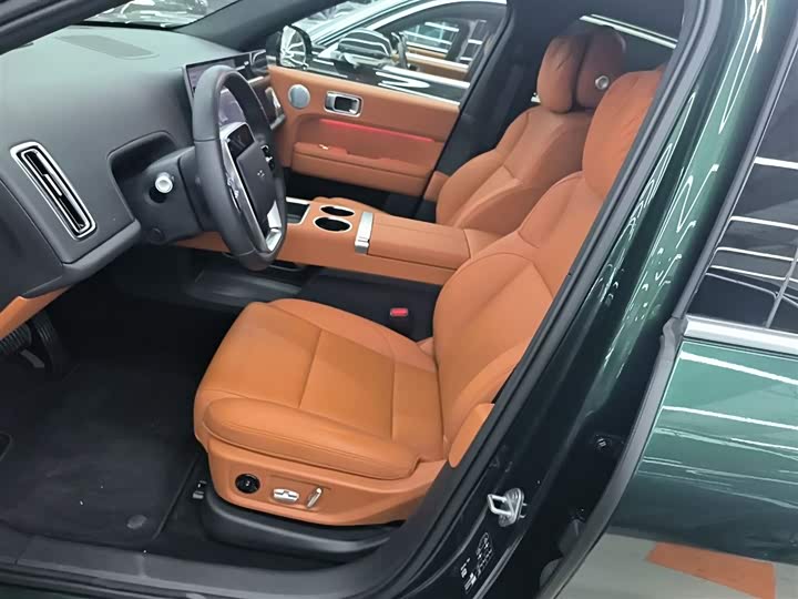 Фото 15 - LiXiang L6