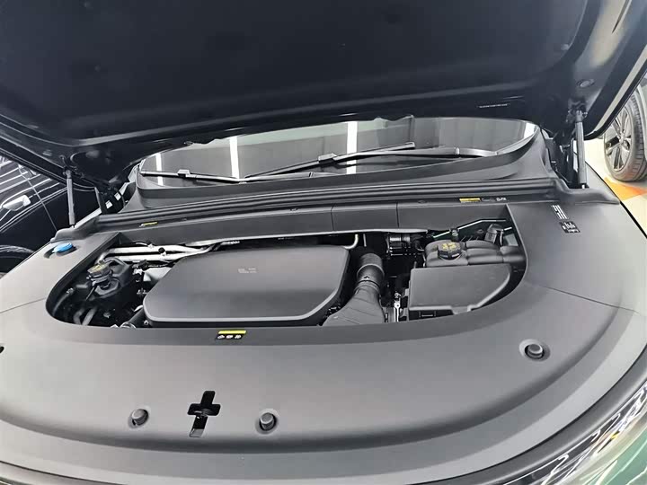 Фото 20 - LiXiang L6