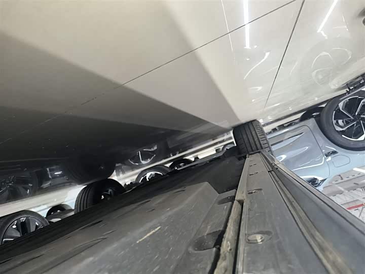 Фото 22 - LiXiang L6