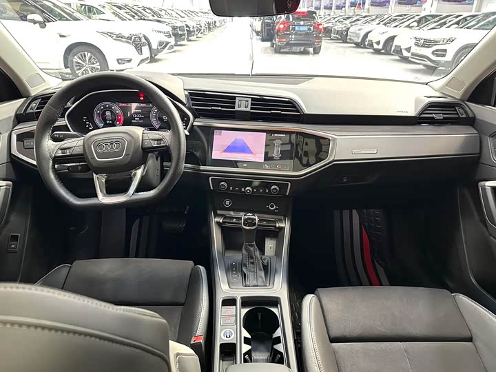 Фото 9 - Audi Q3