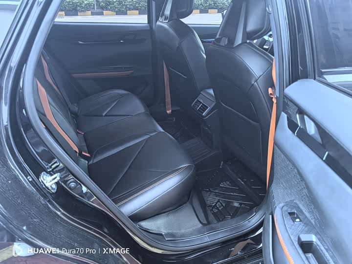 Фото 13 - Changan UNI-V