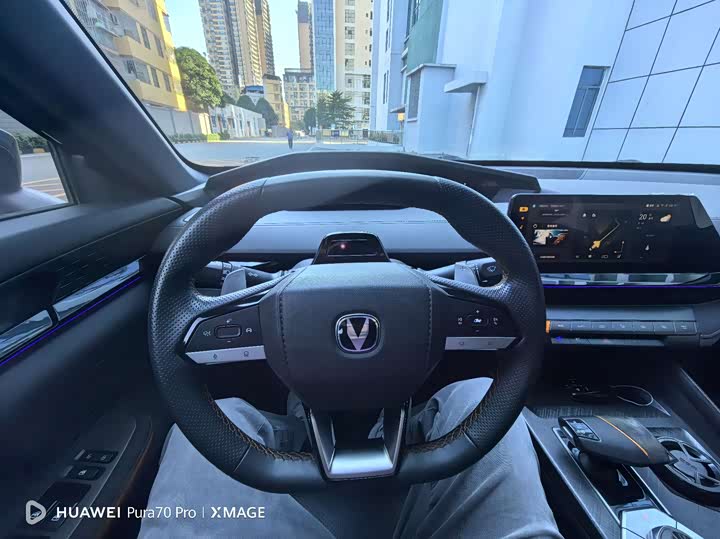 Фото 5 - Changan UNI-V