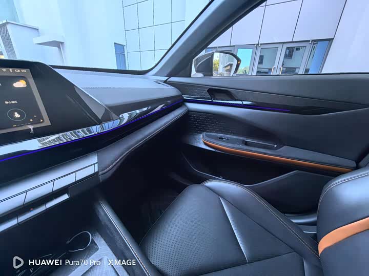 Фото 6 - Changan UNI-V