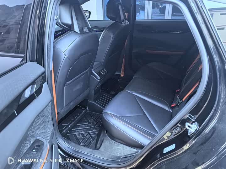 Фото 7 - Changan UNI-V