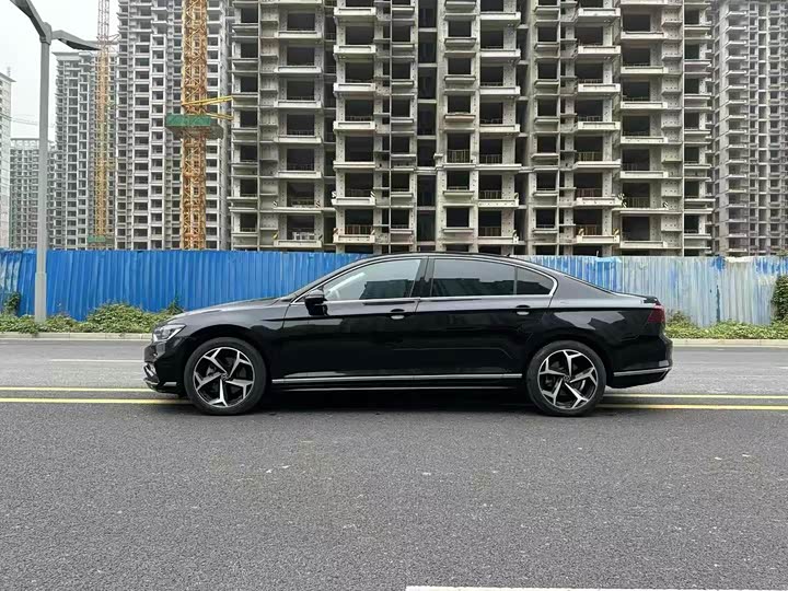 Фото 8 - Volkswagen Magotan