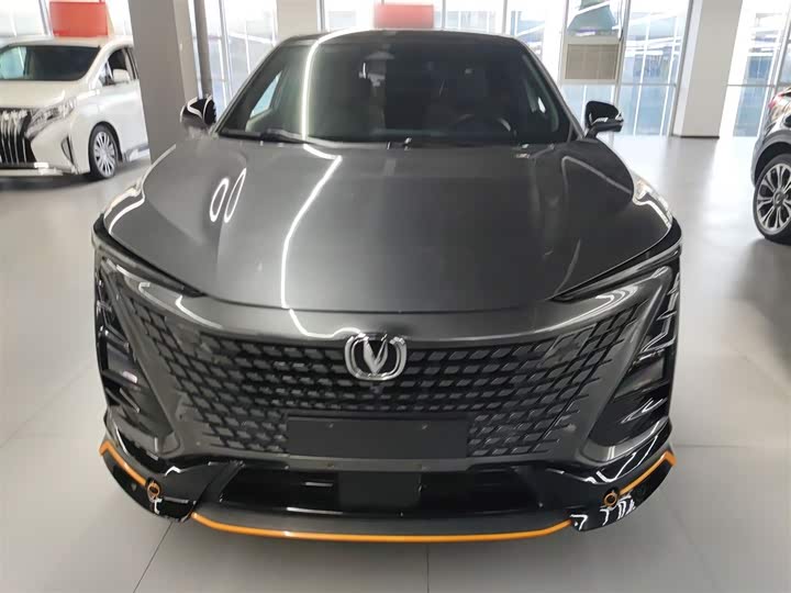 Фото 3 - Changan UNI-T