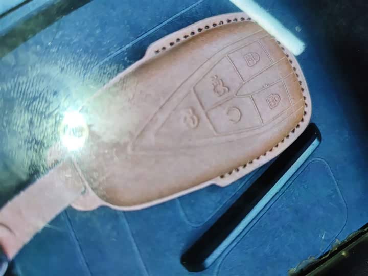 Фото 9 - Changan UNI-T