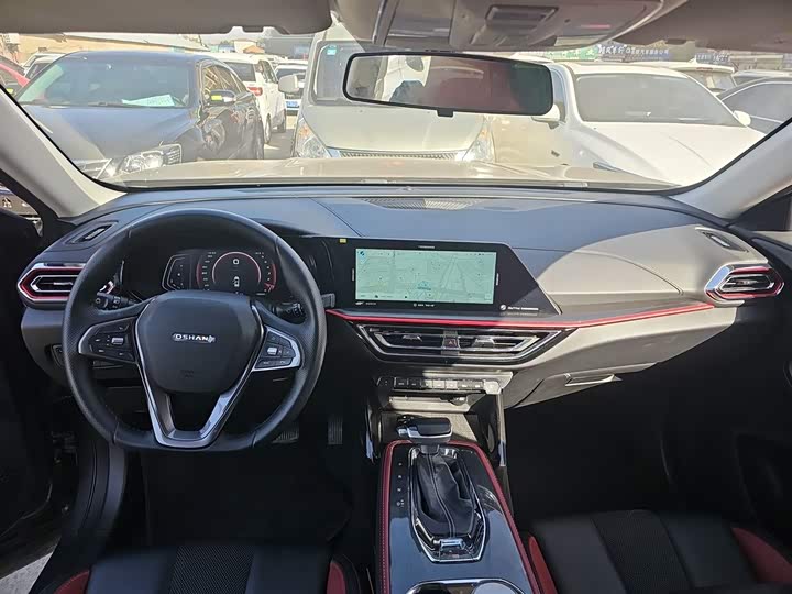 Фото 10 - Changan Oshan X5