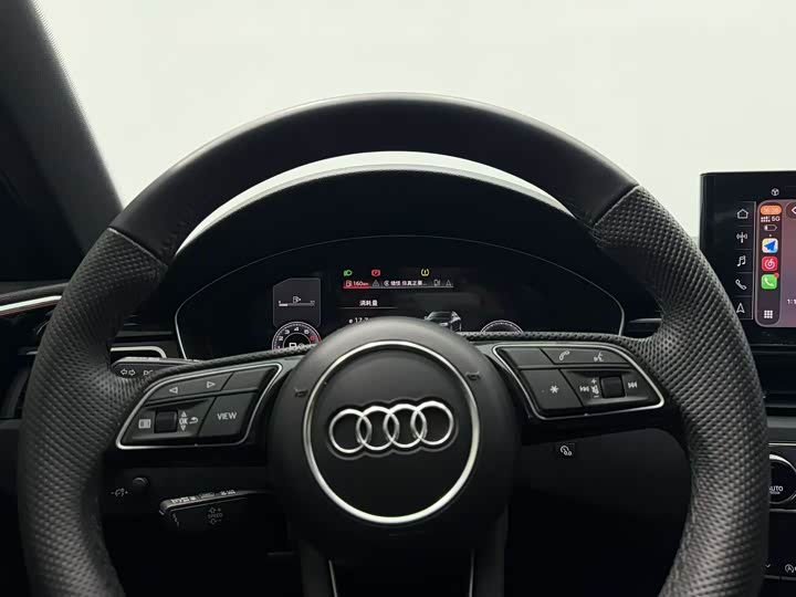 Фото 7 - Audi A4L