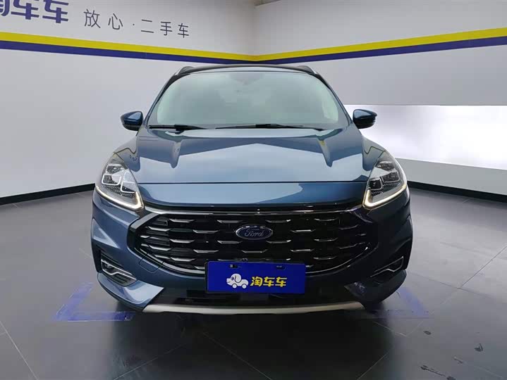 Фото 2 - Ford Escape