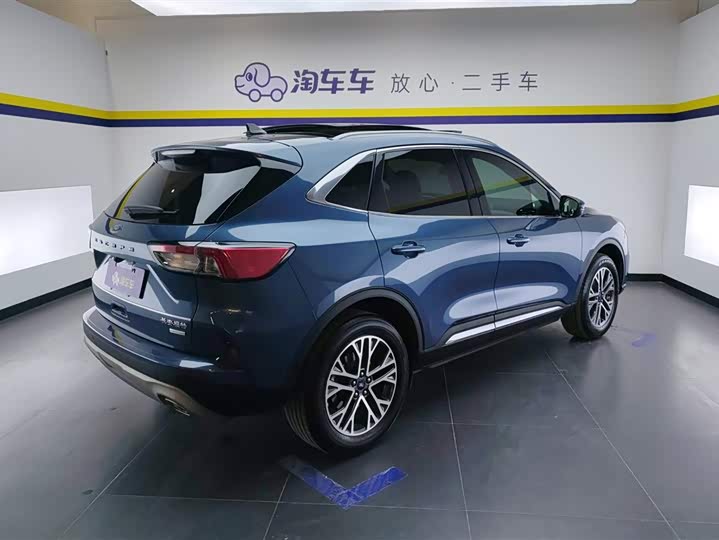 Фото 3 - Ford Escape