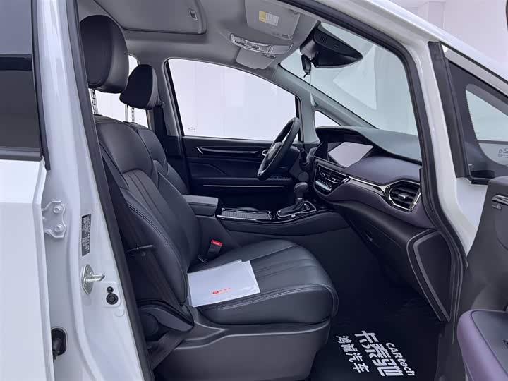 Фото 19 - GAC Trumpchi M6