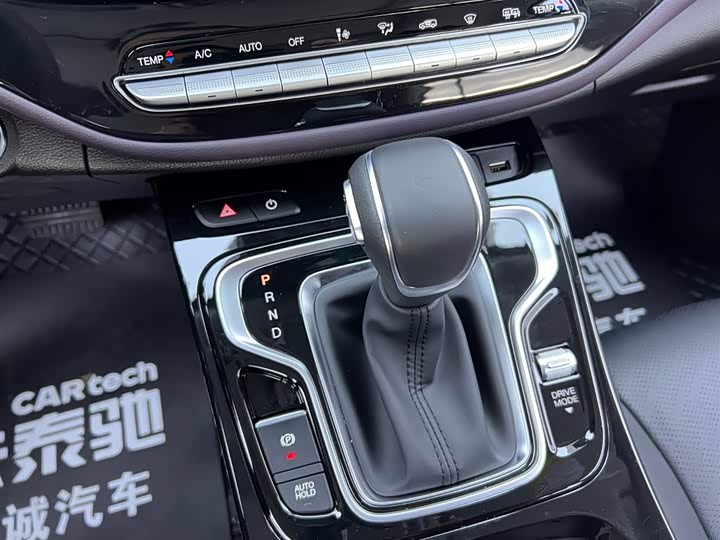 Фото 25 - GAC Trumpchi M6