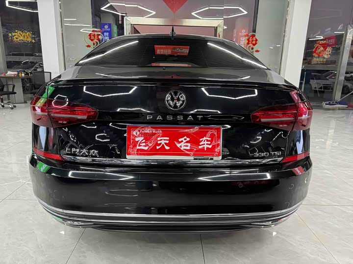 Фото 3 - Volkswagen Passat