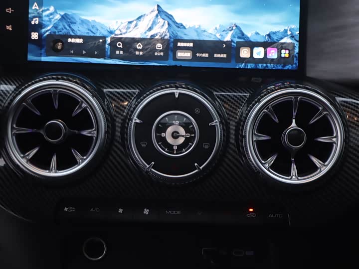 Фото 19 - Tank 300