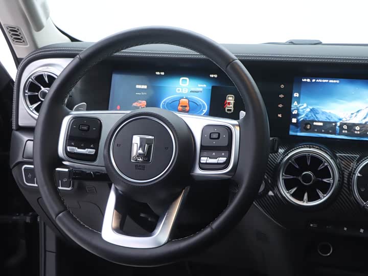 Фото 22 - Tank 300