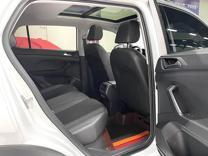 Фото 14 - Volkswagen Tacqua